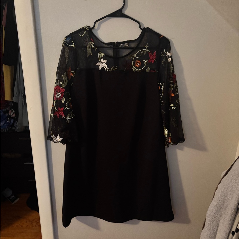 VTG Nina Leonard Black Dress with Red and Green Floral Detail